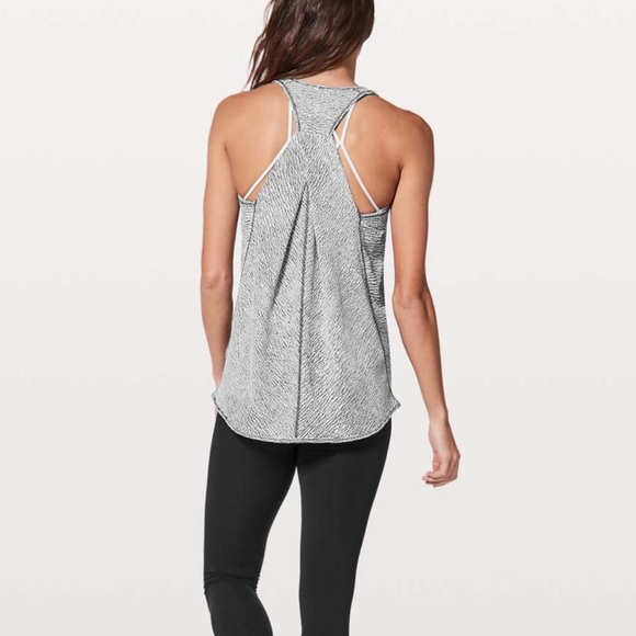 < Lululemon Essential Tank Top Gray & White > - Picture 2 of 5